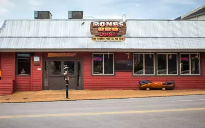 Outside of Bones BBQ Joint in Gatlinburg