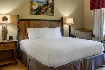 bed at The Appy Lodge