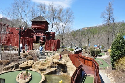 Ripley's Davy Crockett Mini Golf